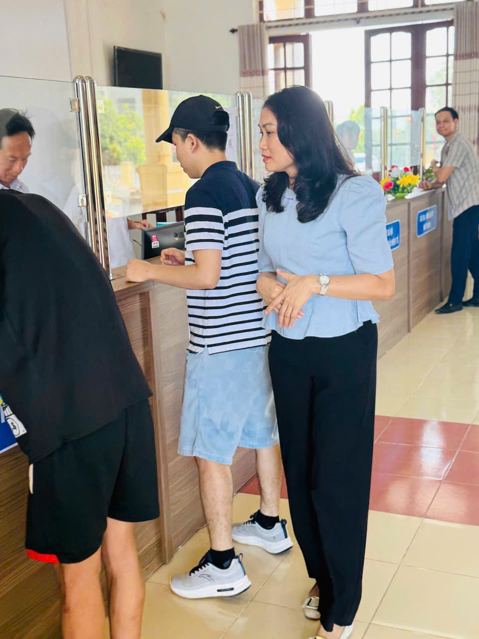 Trung tâm Phục vụ hành chính công xã Xuân Hồng từng bước đi vào hoạt động hiệu quả