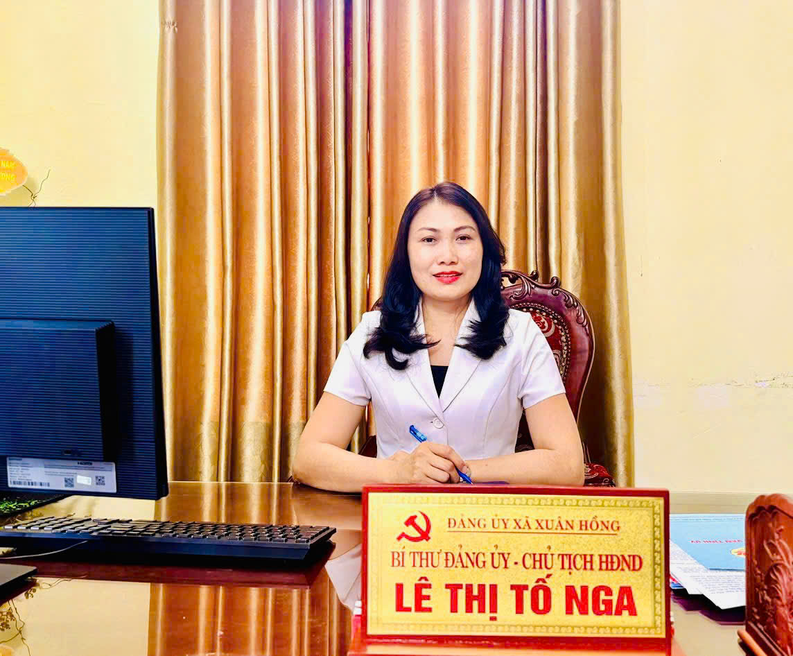 Phỏng vấn đồng chí Bí thư Đảng ủy xã Xuân Hồng về công tác lãnh đạo, chỉ đạo sau khi thực hiện chính quyền địa phương 2 cấp, hướng tới Đại hội Đảng bộ xã nhiệm kỳ mới. 