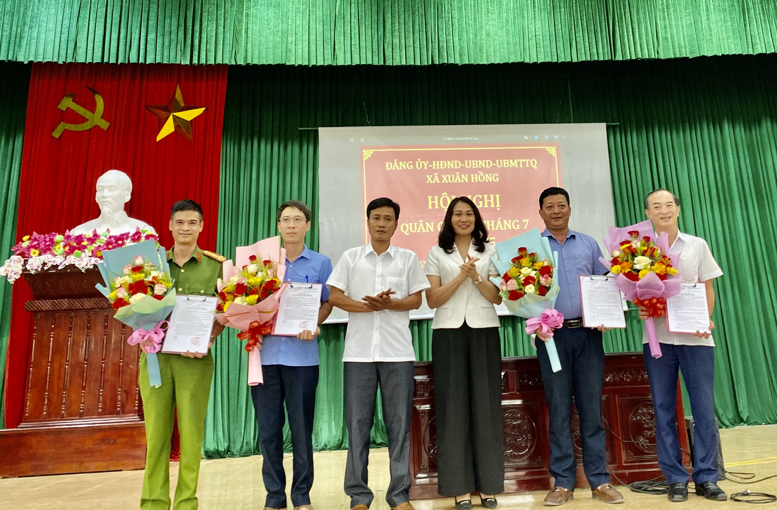 Đảng ủy, HĐND, UBND, UB MTTQ xã Xuân Hồng tổ chức hội nghị quân chính tháng 7 xem xét nhiều nội dung quan trọng