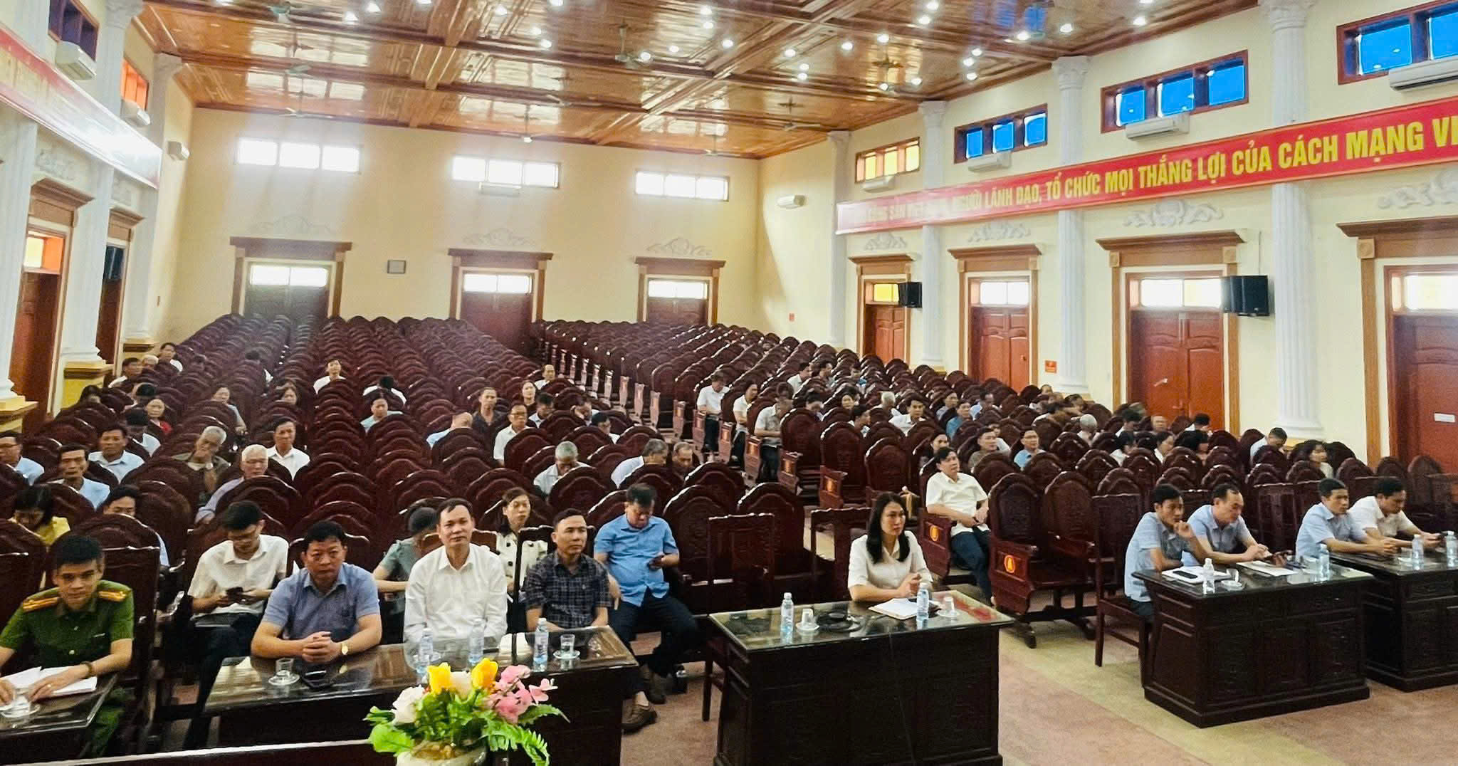 Xã Xuân Hồng tham dự Hội nghị trực tuyến toàn quốc, triển khai quán triệt các Nghị quyết của Bộ Chính trị