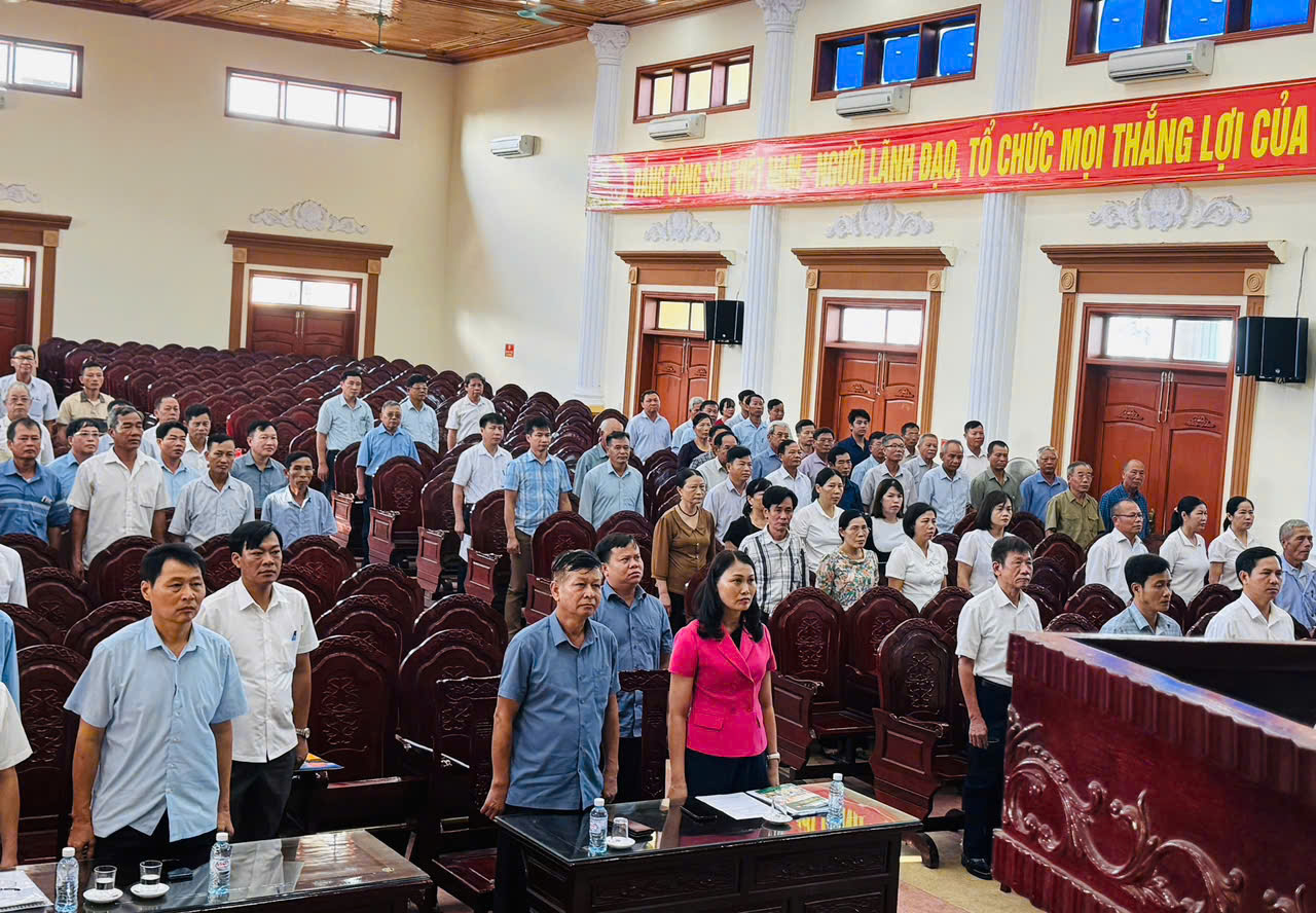 Kỳ họp thứ 2 HĐND xã Xuân Hồng khóa XVIII, nhiệm kỳ 2021 - 2026 