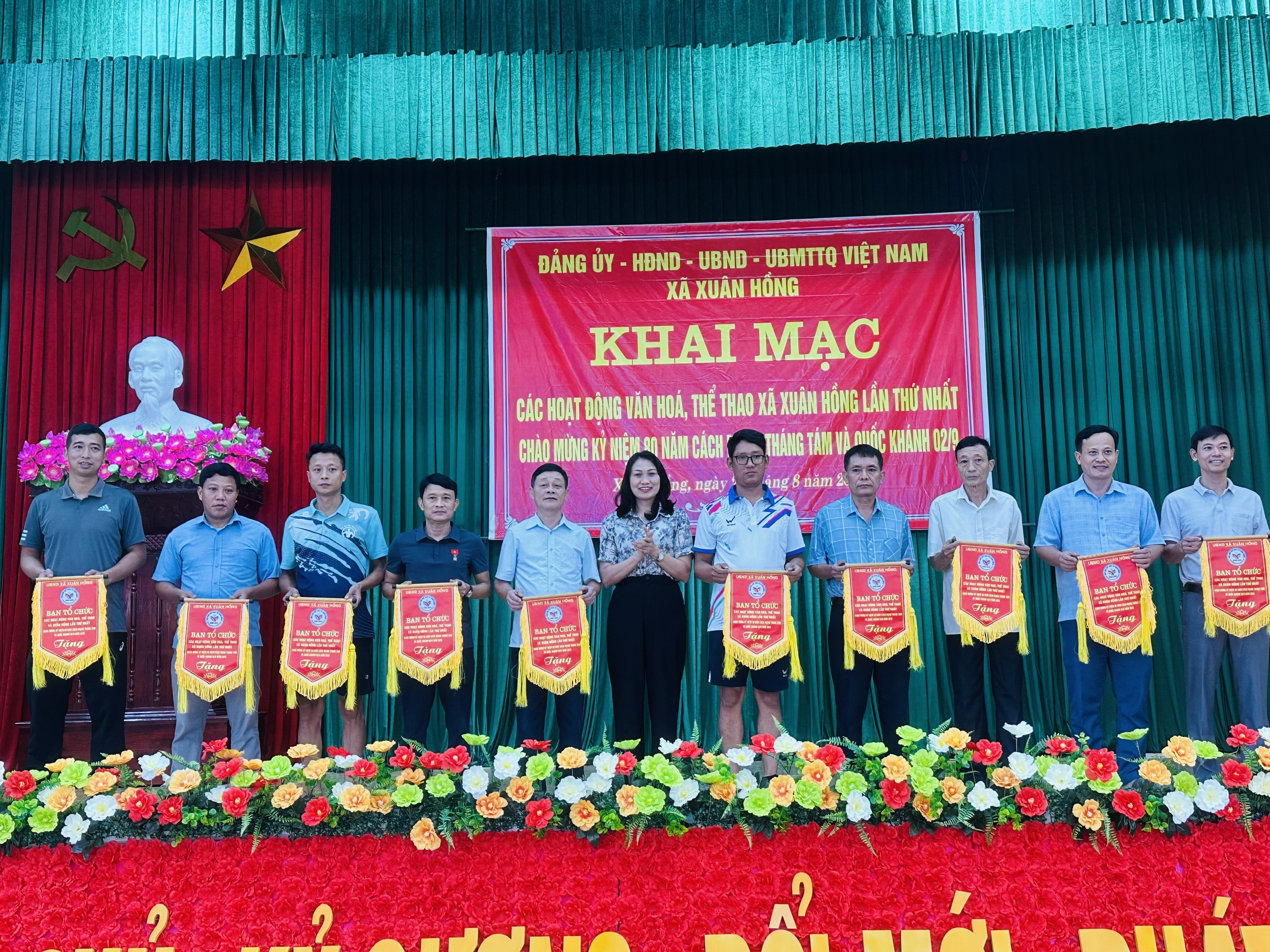 Xã Xuân Hồng tổ chức khai mạc các hoạt động văn hóa, thể thao chào mừng 80 năm Cách mạng Tháng Tám và Quốc khánh 2/9