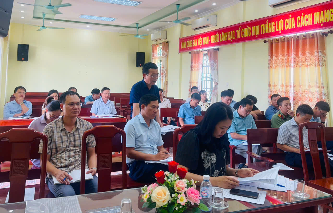 Hội nghị Tiểu ban Tổ chức - phục vụ Đại hội Đại biểu Đảng bộ xã Xuân Hồng rà soát tiến độ thực hiện nhiệm vụ chuẩn bị Đại hội  