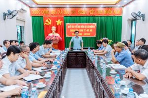 UBND xã Xuân Hồng tổ chức Hội nghị giao ban triển khai nhiệm vụ công tác tháng 5 năm 2026