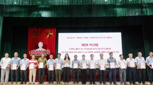 Xã Xuân Hồng sơ kết thực hiện nhiệm vụ chính trị, công tác xây dựng chính quyền và nhiệm vụ phát triển kinh tế – xã hội 6 tháng đầu năm; triển khai phương hướng, nhiệm vụ 6 tháng cuối năm 2026; công bố các nghị quyết, quyết định về sắp xếp, tổ chức lại các thôn (xóm) trên địa bàn xã