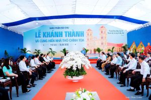 PHÓ THỦ TƯỚNG THƯỜNG TRỰC CHÍNH PHỦ PHẠM GIA TÚC THĂM, CHÚC MỪNG GIÁO PHẬN BÙI CHU NHÂN DỊP KHÁNH THÀNH NHÀ THỜ CHÍNH TÒA BÙI CHU