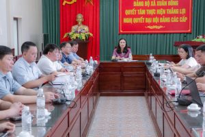 HỘI NGHỊ TRIỂN KHAI HỆ THỐNG THÔNG TIN BÁO CÁO, BỘ CHỈ SỐ CHỈ ĐẠO, ĐIỀU HÀNH; TRUNG TÂM ĐIỀU HÀNH THÔNG MINH (IOC); ỨNG DỤNG NINHBINH-S VÀ TRIỂN KHAI “BỘ HỌC LIỆU ĐA PHƯƠNG TIỆN” TRÊN ĐỊA BÀN TỈNH