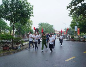 XÃ XUÂN HỒNG TỔ CHỨC THAM GIA LỄ PHÁT ĐỘNG PHONG TRÀO “MỖI NGƯỜI DÂN LỰA CHỌN ÍT NHẤT MỘT MÔN THỂ THAO PHÙ HỢP ĐỂ TẬP LUYỆN THƯỜNG XUYÊN” NĂM 2026